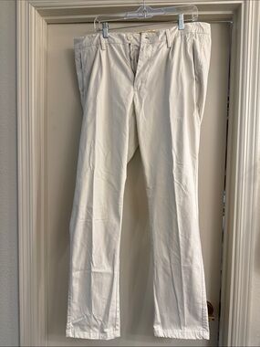 Classic men’s creamJeans - Brand Unspecified